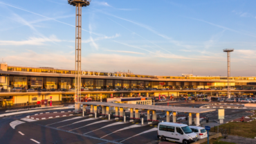 The Quickest Way to Get from Orly Airport to Montmartre.